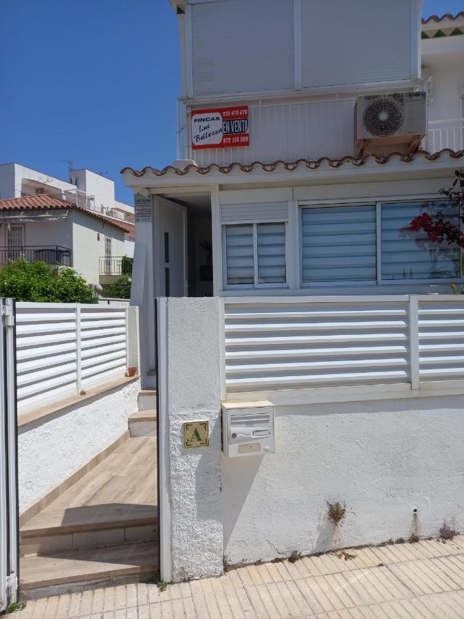 Monleon Villa A 10 Minutos De La Playa 2 Parking Gratuito ロザス エクステリア 写真